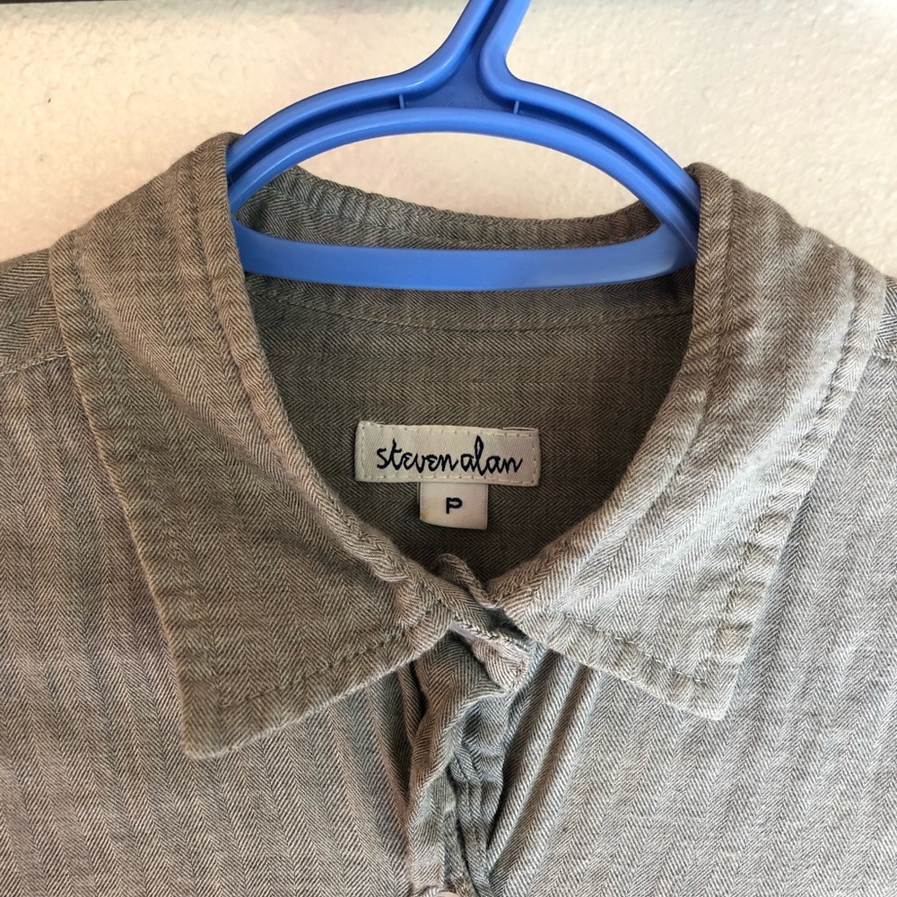 Steven Alan Gray Chambray Button-Up Euc - image 2